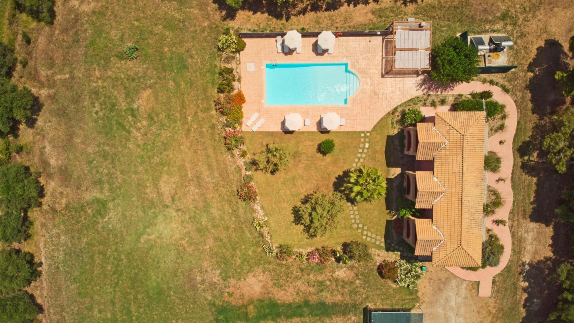 Elegant Maisonettes Kalamaki Exterior photo