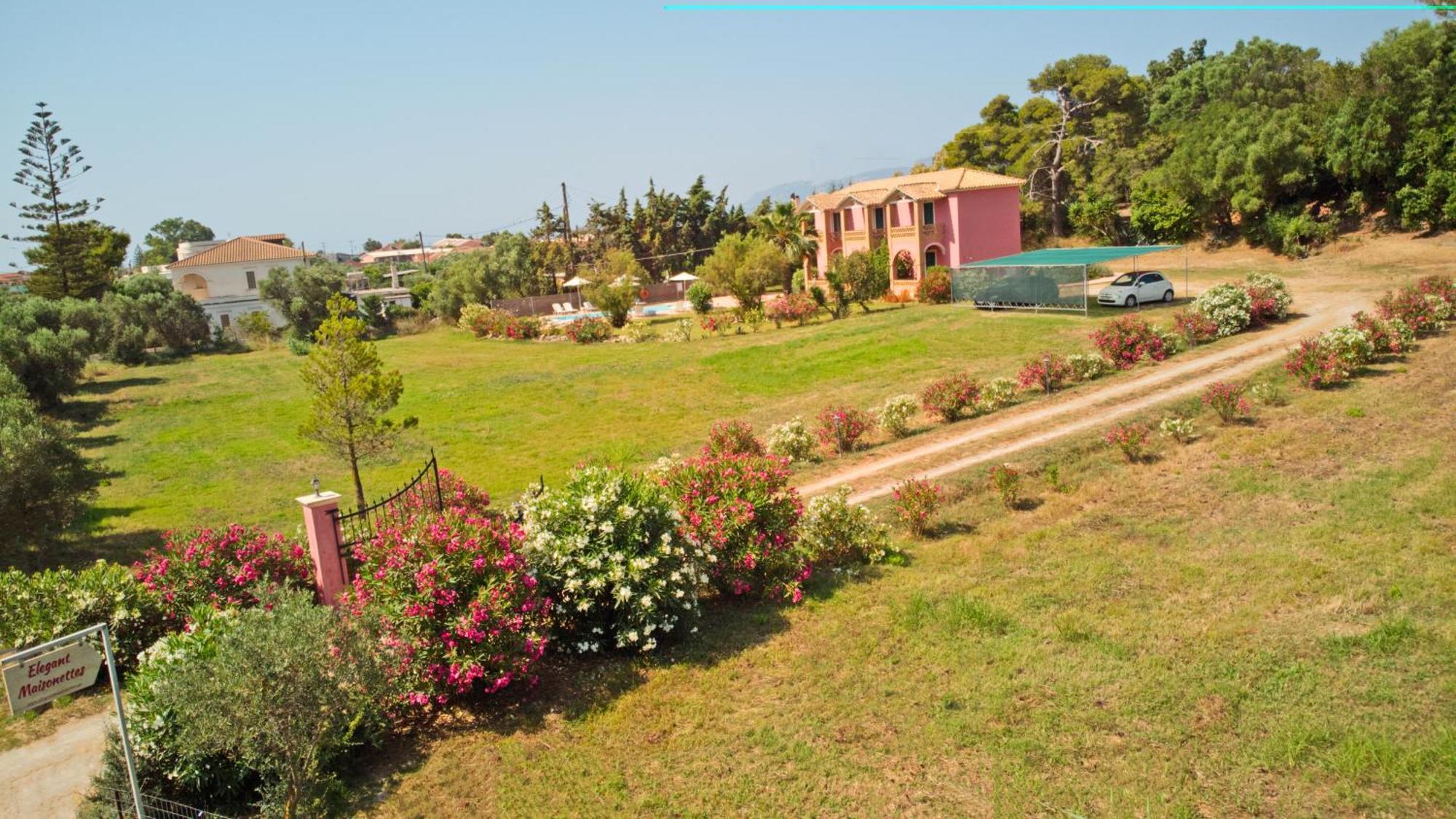 Elegant Maisonettes Kalamaki Exterior photo